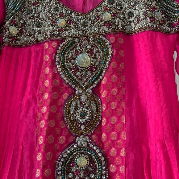 Long top desi outfit - Picture 2 of 2